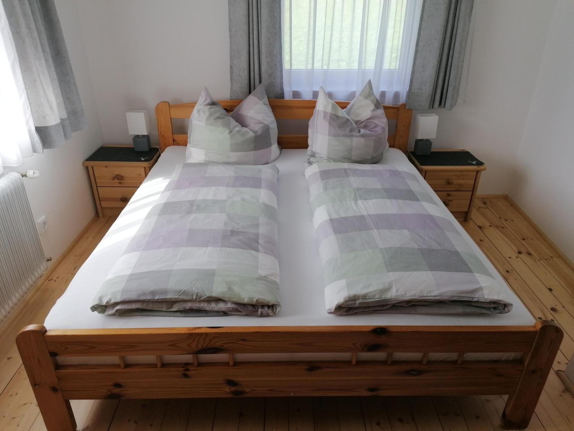 Berghaus Martin Apartment นอยชติฟ อิม ชตูไปทัล ภายนอก รูปภาพ