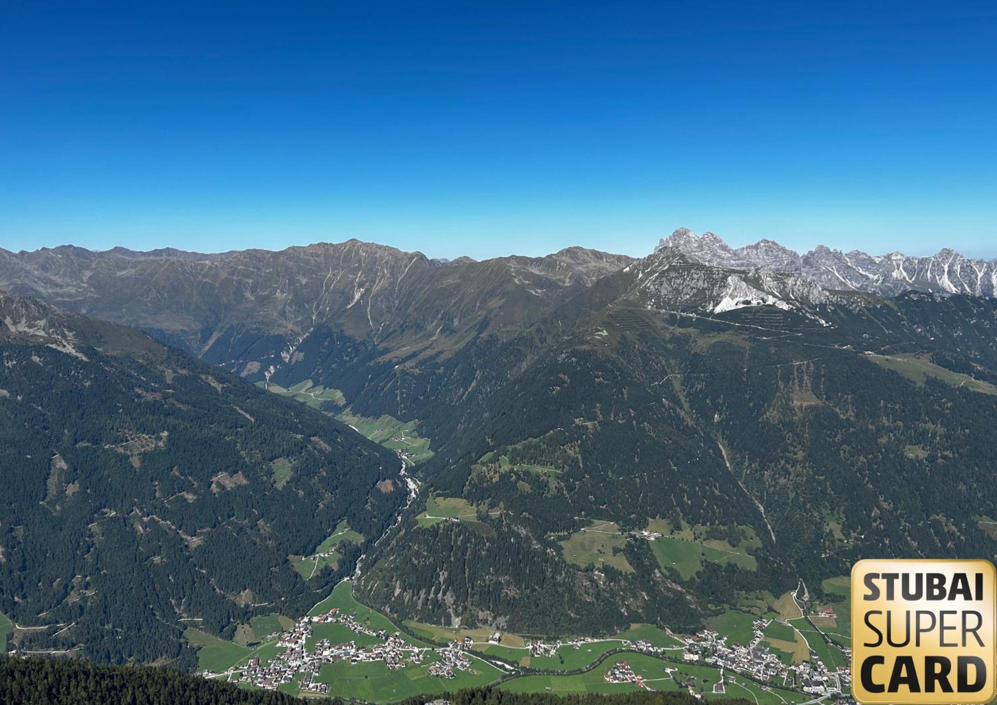 Berghaus Martin Apartment นอยชติฟ อิม ชตูไปทัล ภายนอก รูปภาพ